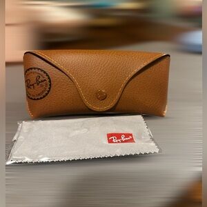 Ray-Ban Tan/Brown Leather Sunglasses Case with Cleaning Cloth